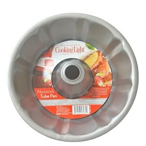 Cooking Light Non - Stick Tube Pan (NWT) 🥮